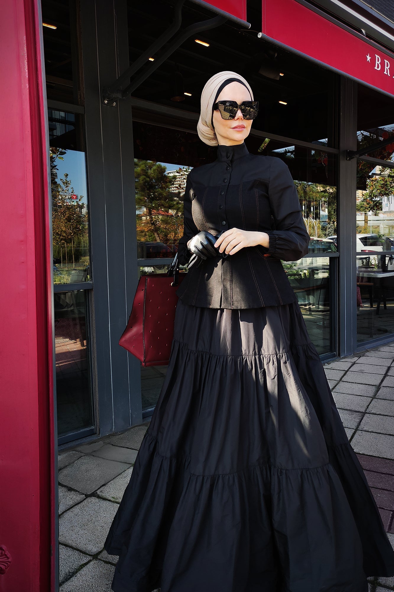 Lima Suit in Black - Muslima Wear